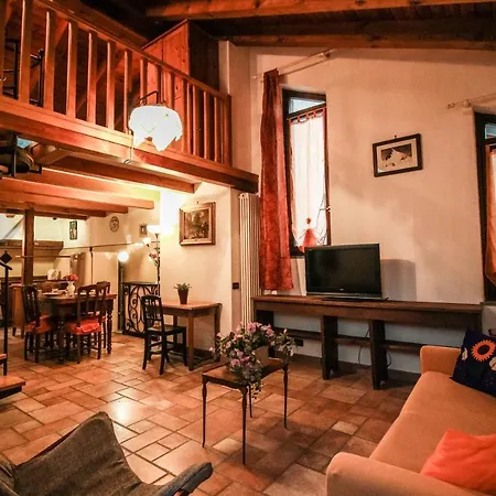 La Casa Sul Cardo - Affitti Brevi Italia Aosta